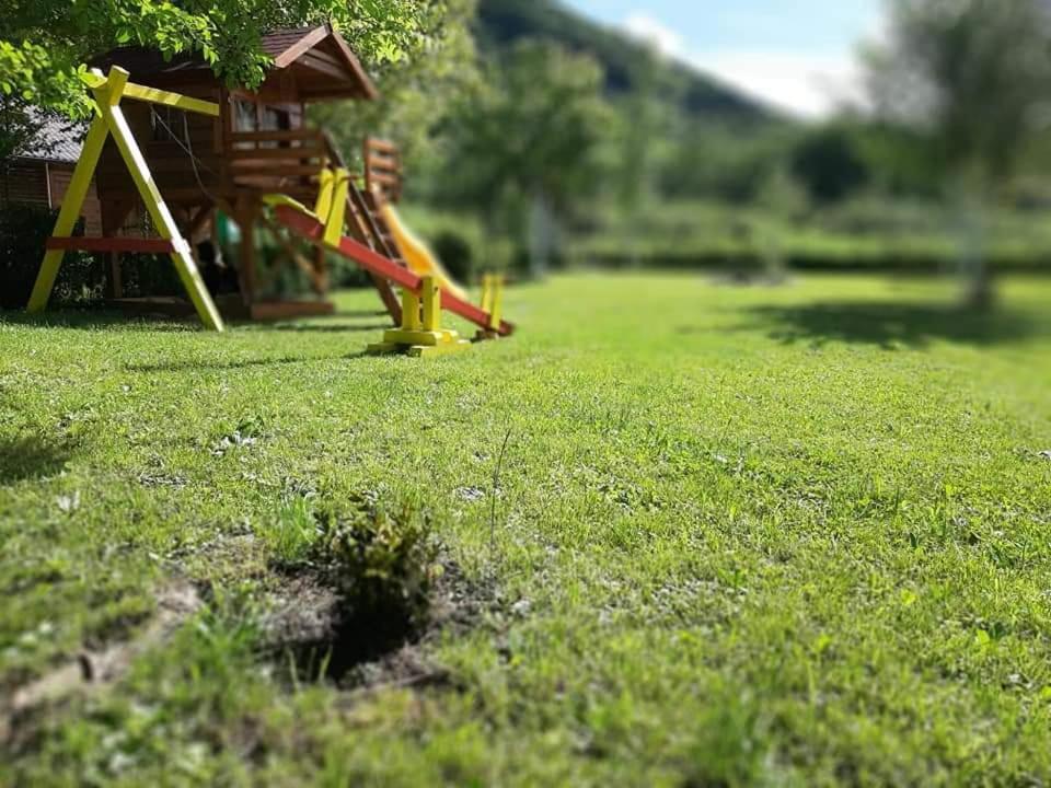 Rest House Ripac Prascijak ภายนอก รูปภาพ